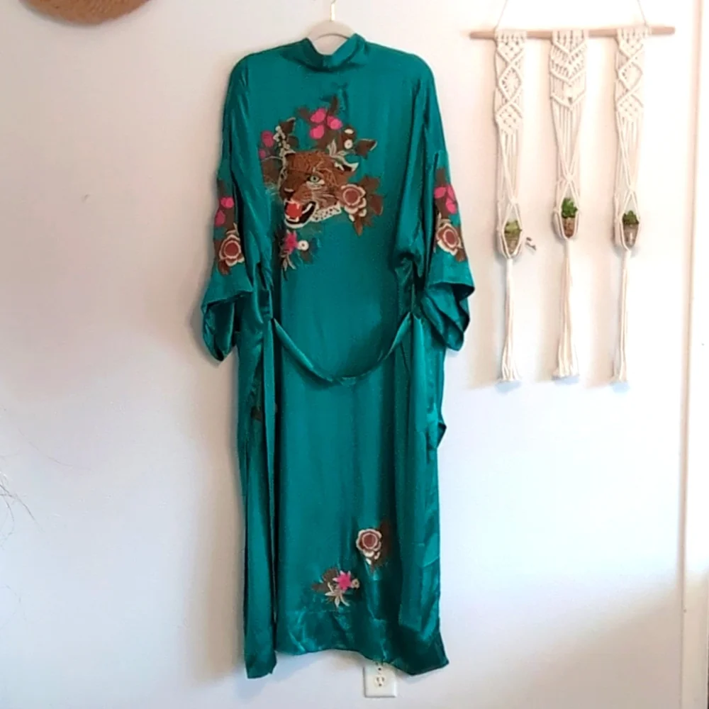 Spell Emerald Tiger Kimono NWT M/L